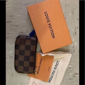 LV Key Cles in Damier Ebene